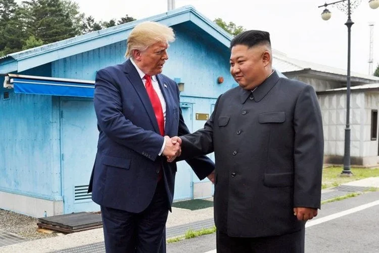 Дональд Трамп і Кім Чен Ин (фото Associated Press)