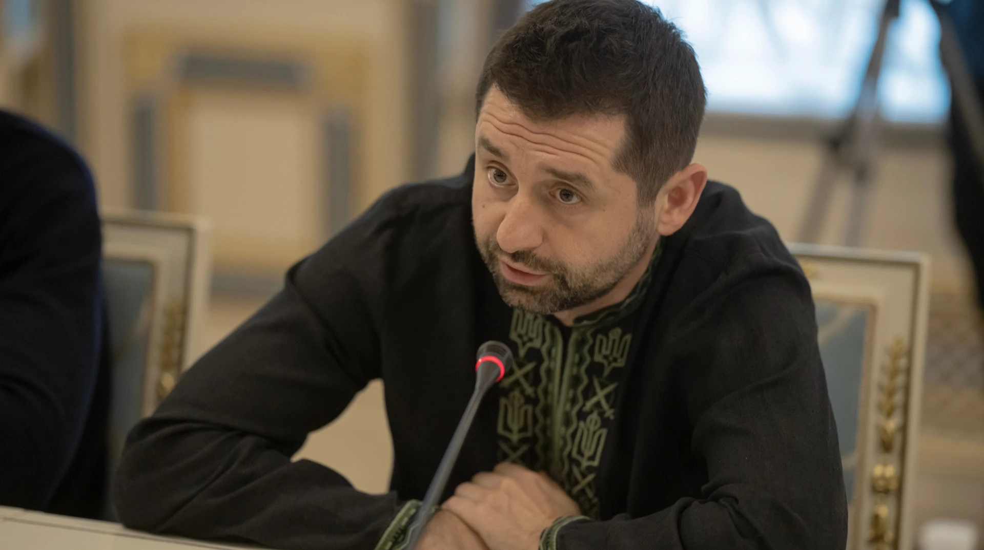 Підозра Кривоносу, відставка Кравченка і роль Арахамії: пояснення