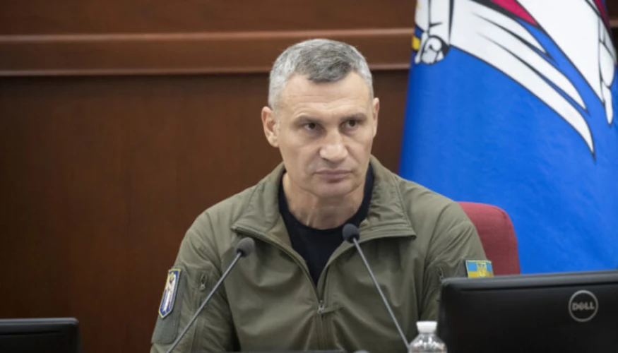 Падіння уламків російського безпілотника у Дніпровському районі Києва