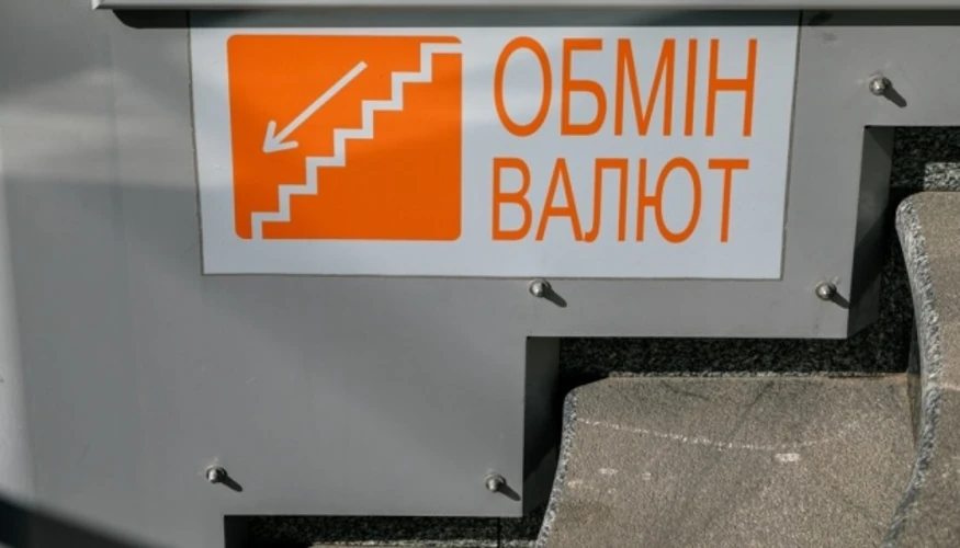 НБУ встановив курс гривні на 14 жовтня: долар оновив історичний максимум